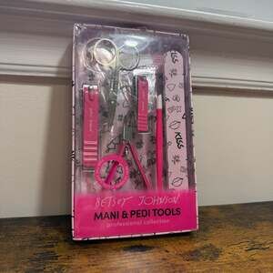 Betsey Johnson 7 Piece Professional Manicure & Pedicure Tool Set with Travel Bag